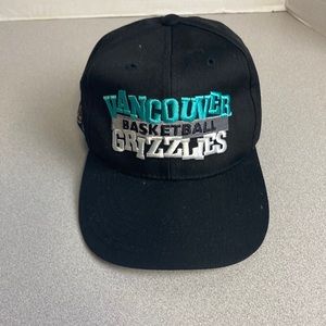 Basketball Vancouver Grizzlies SnapBack Hat-Youth-